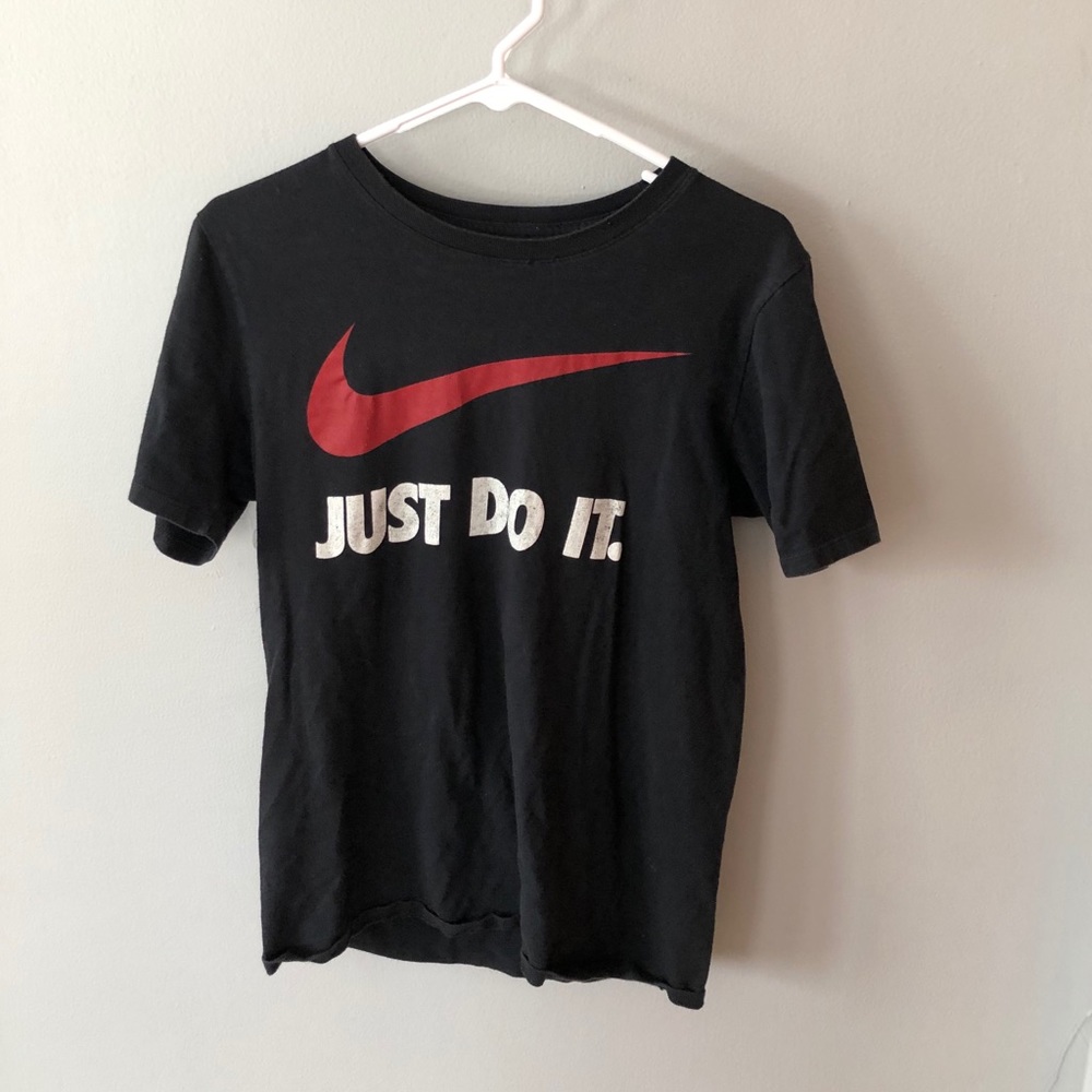 Nike full size athletic comfy tee shirt